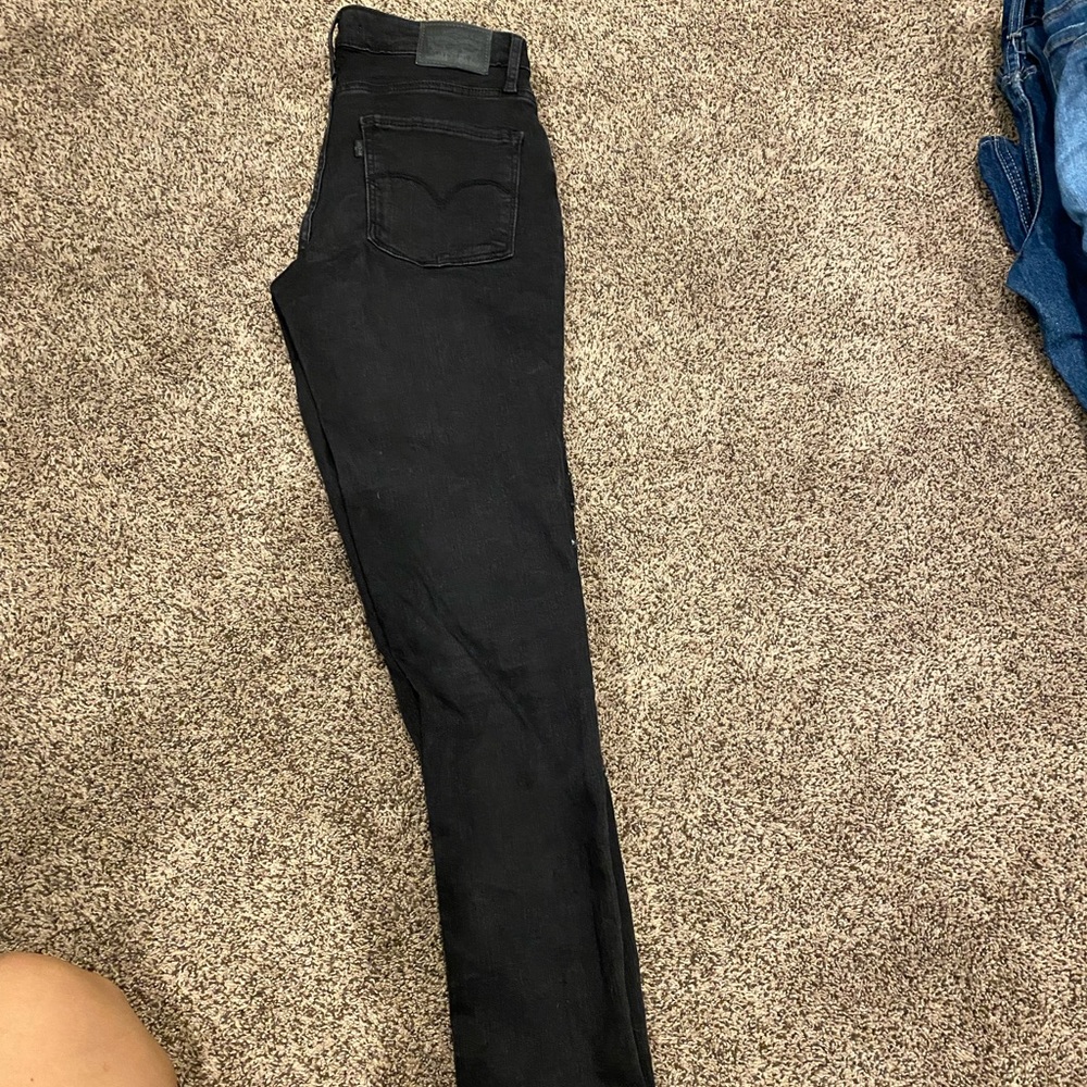 Levi skinny jeans